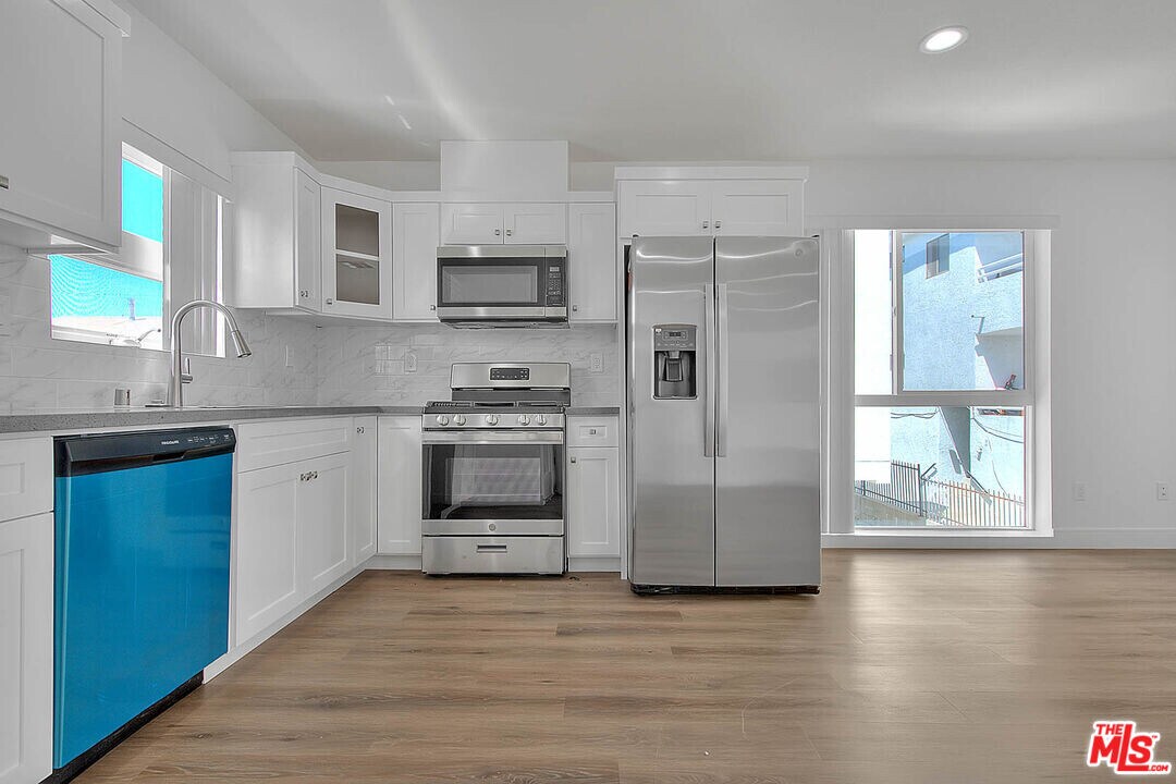 967 1/2 Wilton Pl in Los Angeles, CA - Building Photo