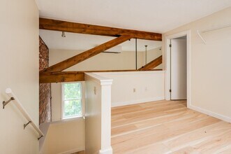 32 Market St in Somersworth, NH - Building Photo - Building Photo