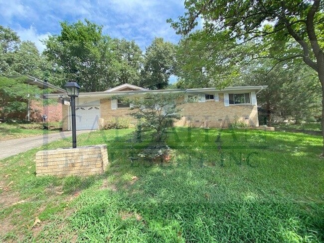 property at 409 W 53rd St