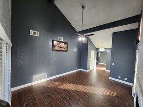 1376 Eaglerock Pl in Woodland, CA - Building Photo - Building Photo