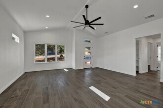 2549 Grandview Forest in Canyon Lake, TX - Building Photo - Building Photo