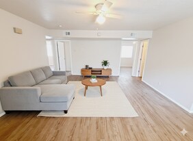 1506 John St in Albuquerque, NM - Building Photo