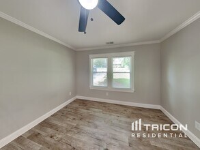 2077 Sandtown Rd SW in Marietta, GA - Building Photo - Building Photo