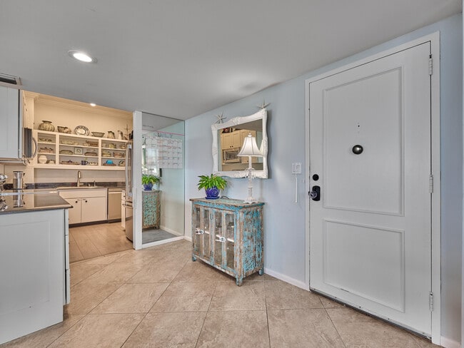 property at 2600 N Flagler Dr