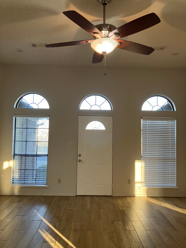 5620 S 98th St in Fort Smith, AR - Foto de edificio - Building Photo