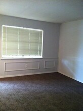 1819 Gravley Dr in Carrollton, TX - Building Photo - Building Photo