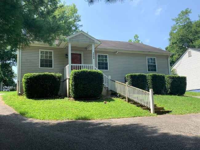 property at 3409 Westbrook Cir