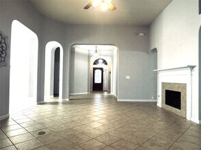 2910 Sandleigh Dr in Spring, TX - Building Photo - Building Photo