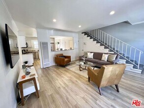 422 Pacific St in Santa Monica, CA - Foto de edificio - Building Photo