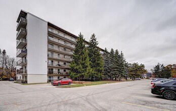 524 Woolwich St in Guelph, ON - Building Photo - Building Photo