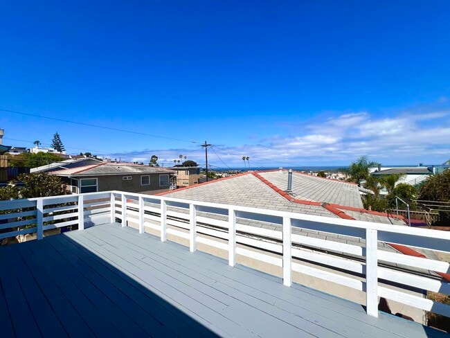 property at 4551 Santa Monica Ave