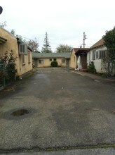 1533 N Filbert St in Stockton, CA - Building Photo - Building Photo