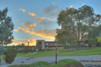 Casa Loma Apartments in Santa Fe, NM - Building Photo - Building Photo