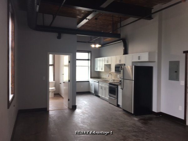 12 Nebraska St in Worcester, MA - Building Photo - Building Photo