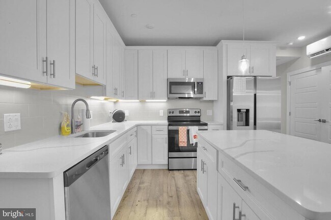 property at 2209 N Broad St