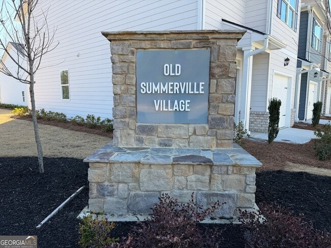 15 Silverbell Ln NW in Rome, GA - Foto de edificio - Building Photo