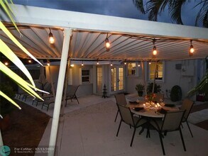 1541 NW 6th Ave in Fort Lauderdale, FL - Foto de edificio - Building Photo