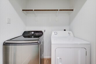 3110 Spanish Oak Ln in Rosenberg, TX - Building Photo - Building Photo