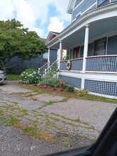 15 Millbrook St in Worcester, MA - Building Photo - Building Photo