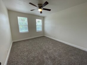 2005 Wesley St in Greenville, TX - Building Photo - Building Photo