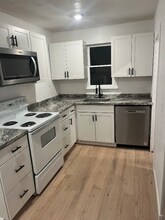 369 S Eastern Ave, Unit B in Idaho Falls, ID - Foto de edificio - Building Photo