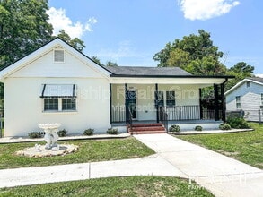 309 S Pender St in Fremont, NC - Building Photo - Building Photo