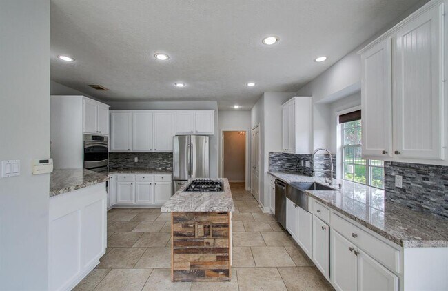 1311 Hopkins Park Dr in Houston, TX - Building Photo - Building Photo
