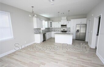 4029 Forecast Dr in Brandon, FL - Building Photo - Building Photo