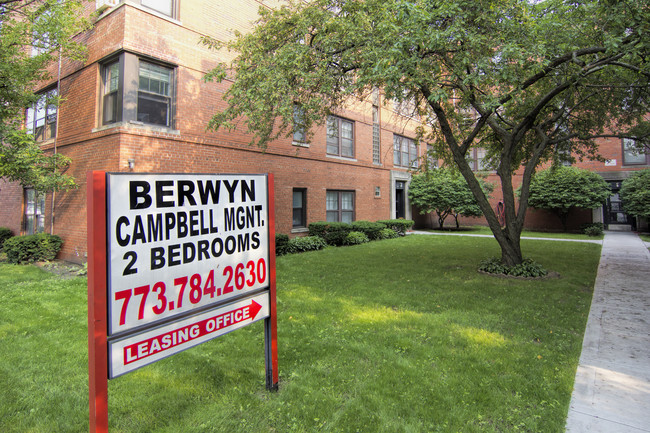 Berwyn Campbell Apartments in Chicago, IL - Building Photo - Building Photo