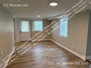 215 Midland Ave in Reading, PA - Building Photo - Building Photo