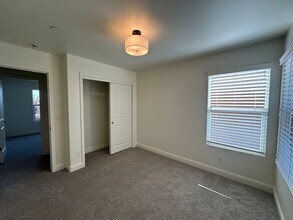 3935 W Payson Ave in Visalia, CA - Building Photo - Building Photo