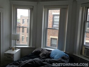 121 Park Dr, Unit 33 in Boston, MA - Building Photo - Building Photo