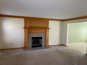 5892 Glen Eagles Dr in Medina, OH - Building Photo - Building Photo