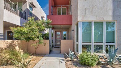 9001 E San Victor Dr in Scottsdale, AZ - Building Photo - Building Photo