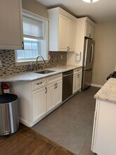139 Ridge Rd, Unit Apt. D in Cedar Grove, NJ - Building Photo - Building Photo