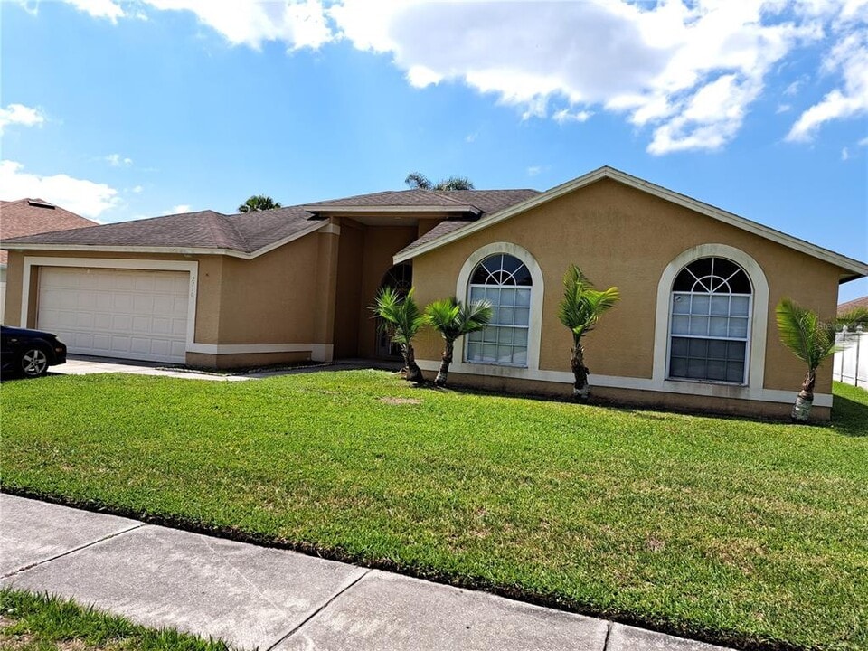 2710 Rismen Ct in Kissimmee, FL - Building Photo