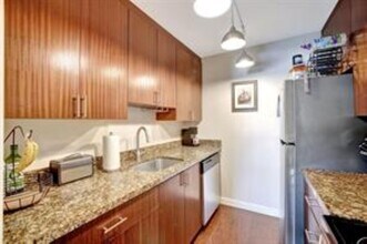 900 NE 18th Ave, Unit 306 in Fort Lauderdale, FL - Foto de edificio - Building Photo