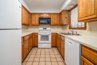 Tower Gardens in Houston, TX - Foto de edificio - Interior Photo