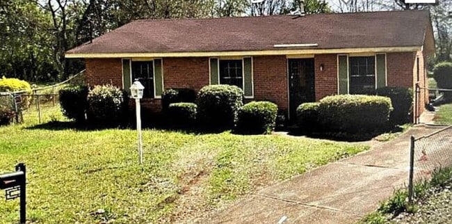 property at 105 Dyas Ct