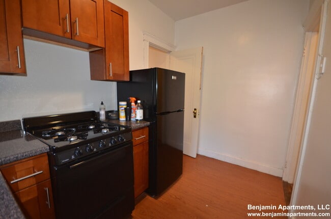 66 Chiswick Rd, Unit 6 in Boston, MA - Foto de edificio - Building Photo