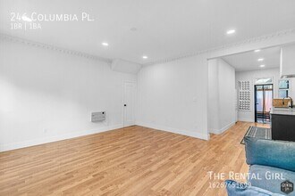 246 Columbia Pl in Los Angeles, CA - Building Photo - Building Photo