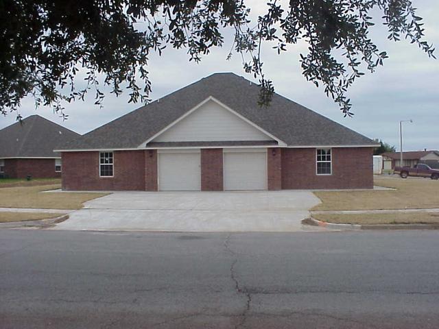 1300-1302 Commerce Dr in Norman, OK - Building Photo - Building Photo