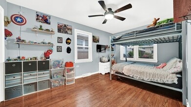 7843 New Castle Ave in Burbank, IL - Building Photo - Building Photo