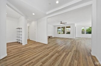 13600 Pixton Ave in Bakersfield, CA - Building Photo - Building Photo