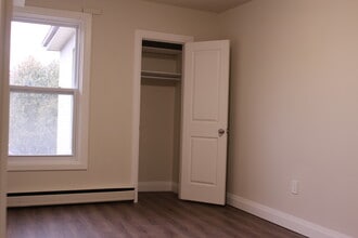 89 Ofield Rd in Hamilton, ON - Building Photo - Building Photo