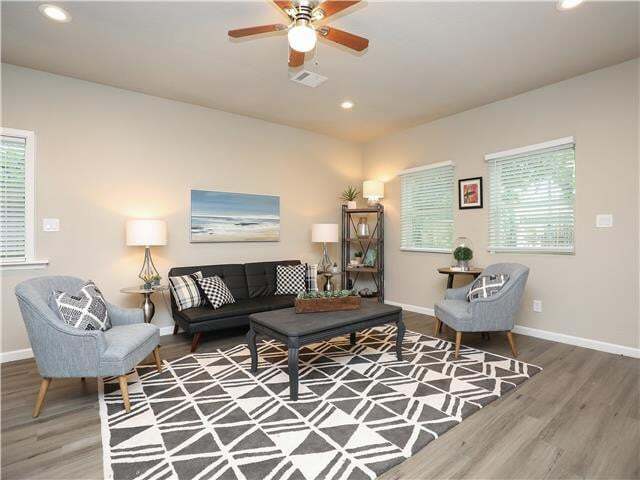 707 Garrett St in Pasadena, TX - Building Photo