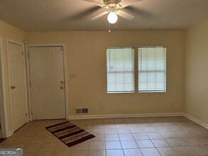 342 Webster Ln in Jonesboro, GA - Building Photo - Building Photo