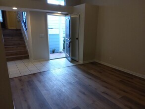 3057 Loysburg Bay in Costa Mesa, CA - Building Photo - Building Photo