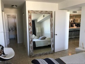 1666 West Ave-Unit -502 in Miami Beach, FL - Building Photo - Building Photo