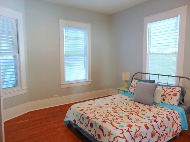 property at 3420 Avenue R